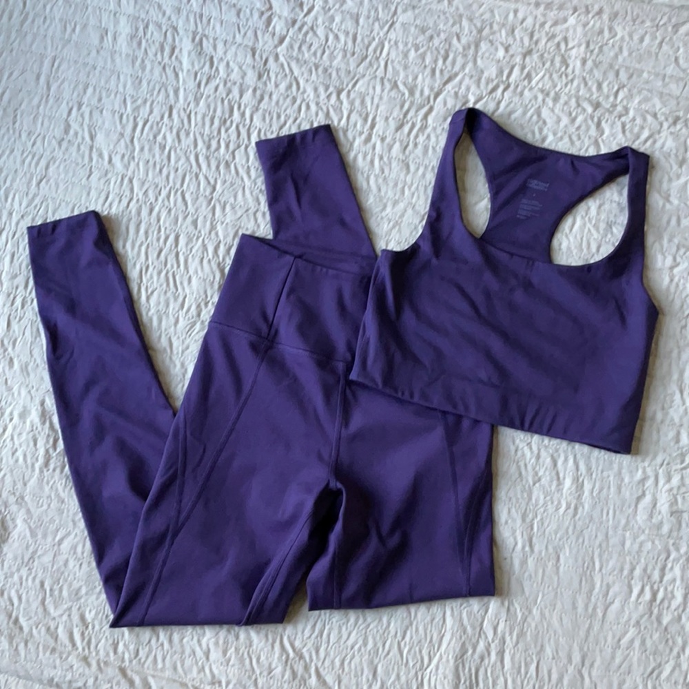 GC Set “Blackberry” size small